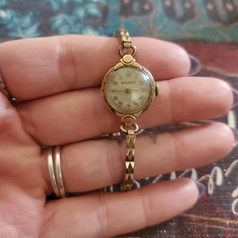 Vintage Gold Rolled Bulova Women's Watch - Picture 1 of 8
